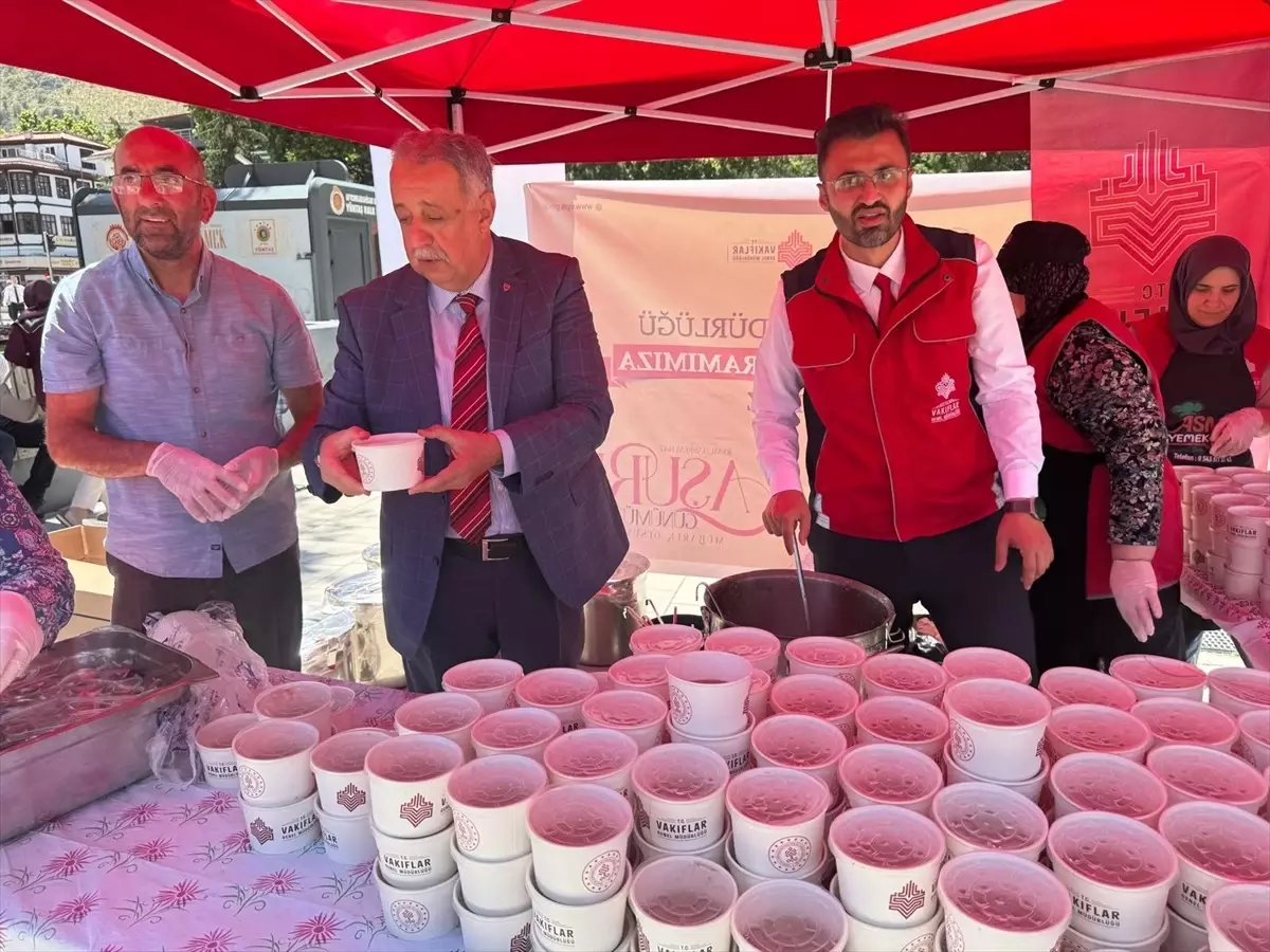 Afyonkarahisar'da Aşure İkramı