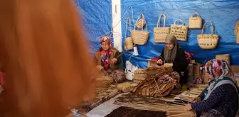 Ağaköy'deki Kadınlar Geleneksel Hasırcılığı Yeniden Hayata Geçiriyor