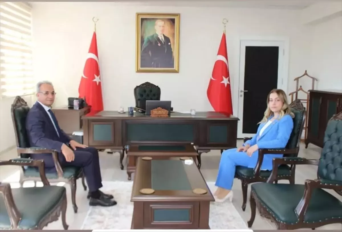 Ağın Belediye Başkanı'ndan Kaymakam Yılmaz'a Ziyaret