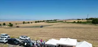 Elazığ'ın Ağın İlçesinde Nohut Hasadı Yapıldı
