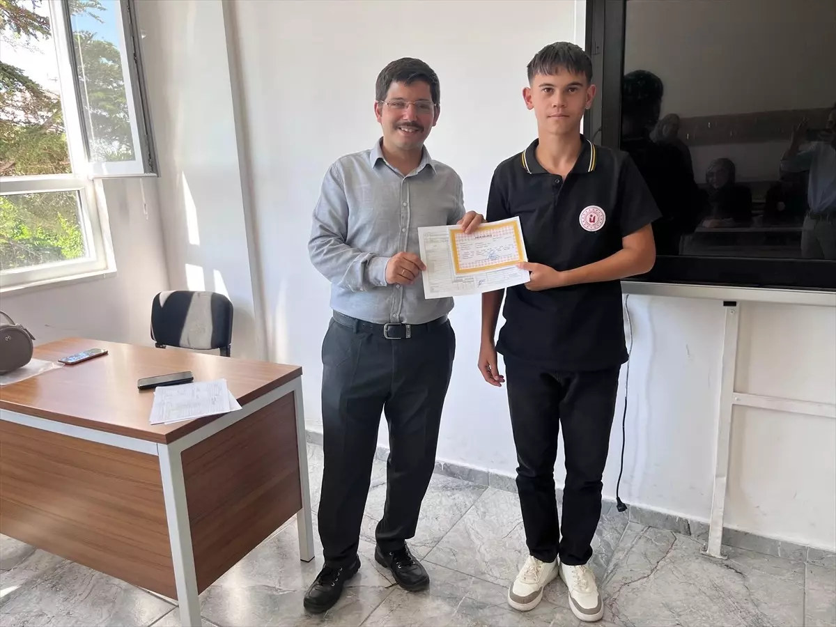 Elazığ'ın Ağın İlçesinde Karne Törenleri Yapıldı