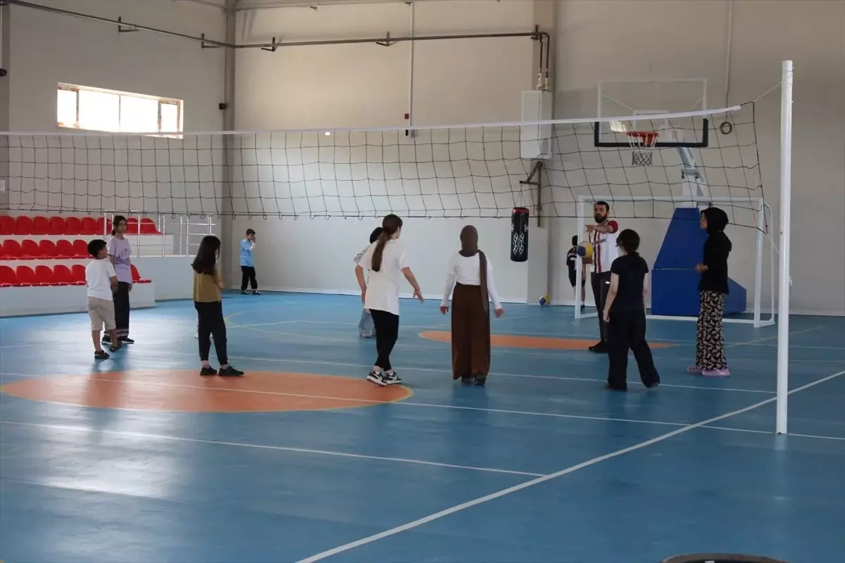 Ağın'da Yaz Spor Okulları Açıldı