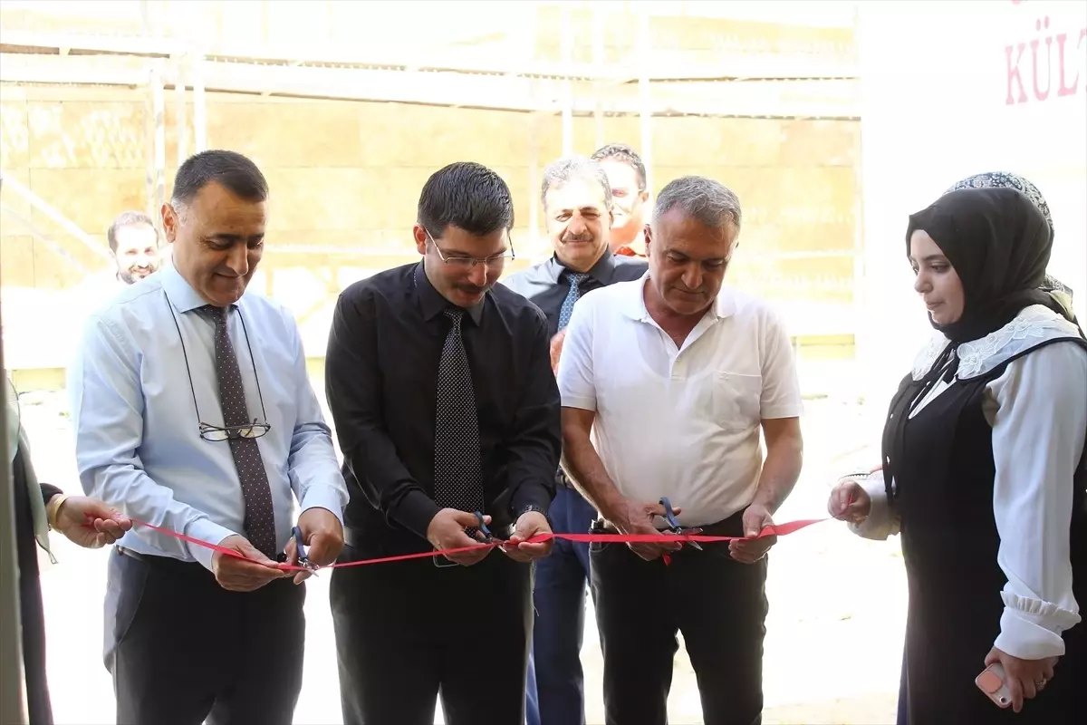Elazığ'da Hayat Boyu Öğrenme Sergisi Açıldı