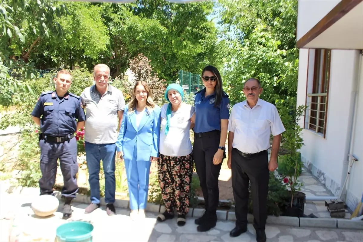 Ağın Kaymakamı Yılmaz'dan şehit ailelerine ziyaret