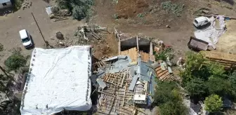 Ağrı'da Hortum ve Fırtına Sebebiyle Büyük Hasar