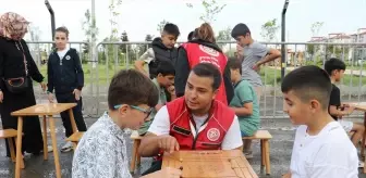 Geleneksel Oyunlar Tırı Ağrı'da Çocuklarla Buluştu