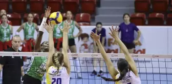 2025 Ahmet Göksu Özel Voleybol Kadınlar Turnuvası'nın 3. Günü Geride Kaldı