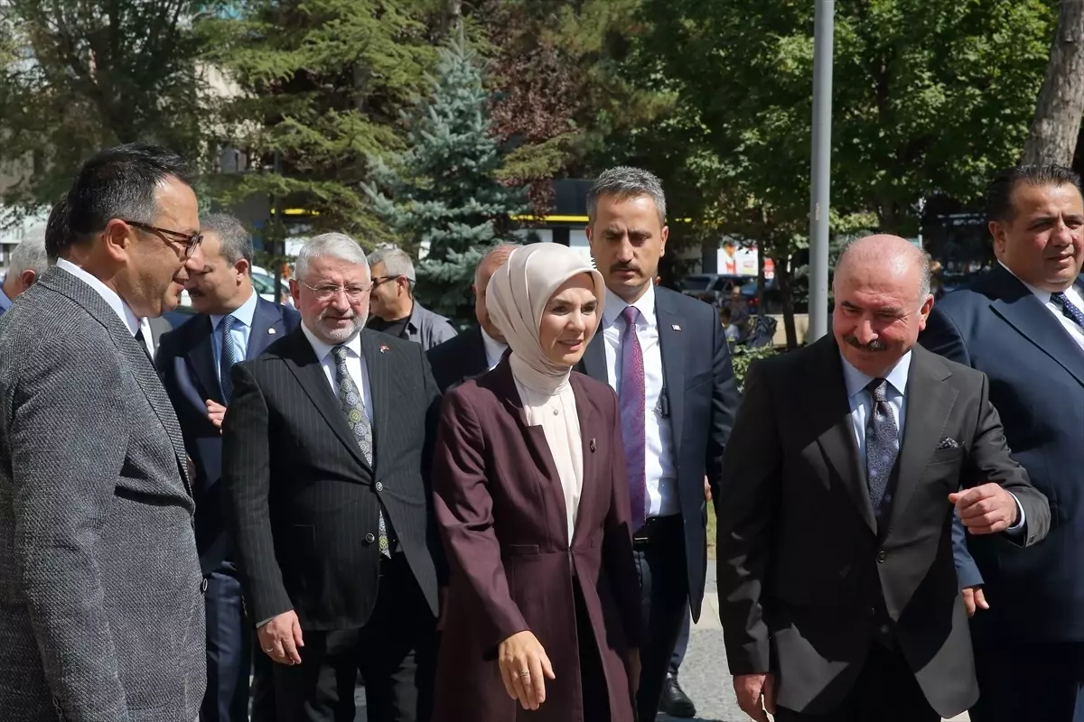 Aile ve Sosyal Hizmetler Bakanı Göktaş, Çorum'da ziyaretlerde bulundu