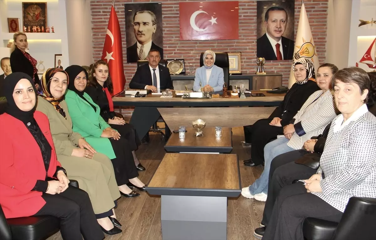 Bakan Göktaş, Sinop'ta Valilik ve AK Parti İl Başkanlığına Ziyaret Gerçekleştirdi