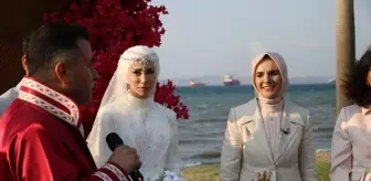 Bakan Göktaş, Yalova'da Genç Çiftin Nikah Törenine Katıldı