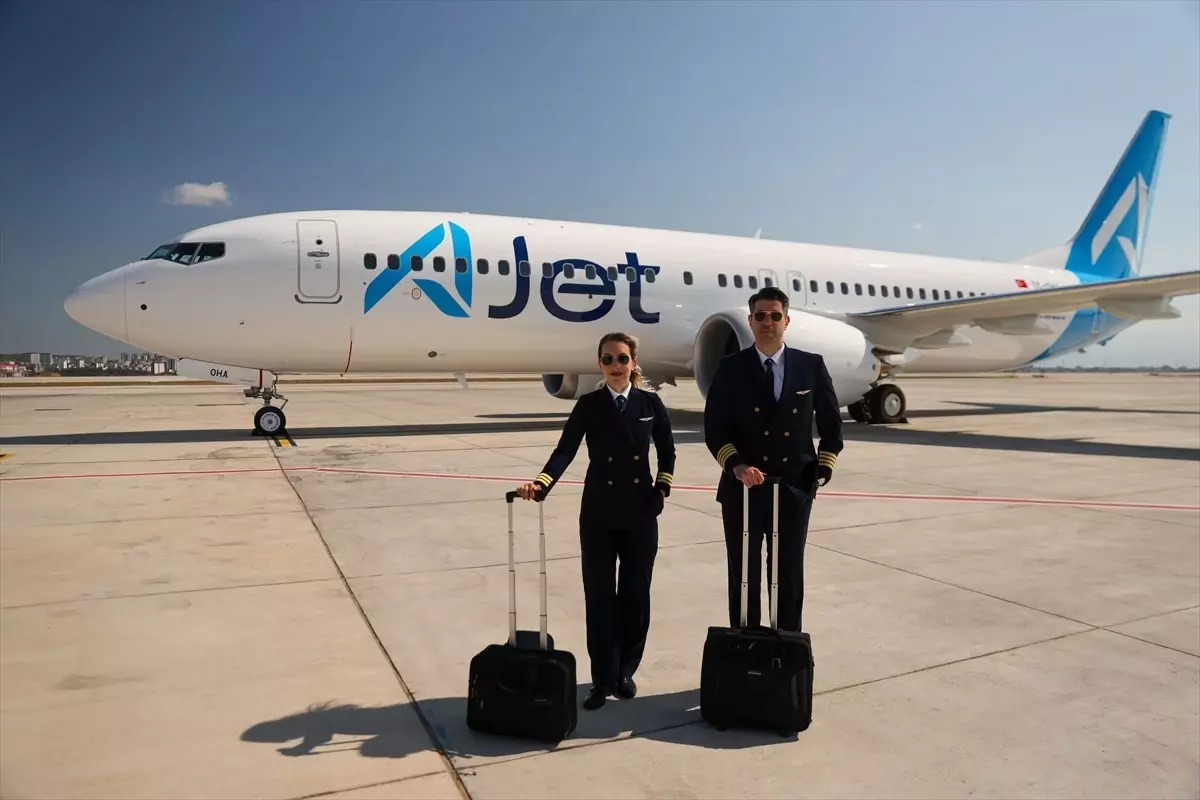 AJet'ten İkinci Pilotlara Kaptan Pilot Olma İmkanı