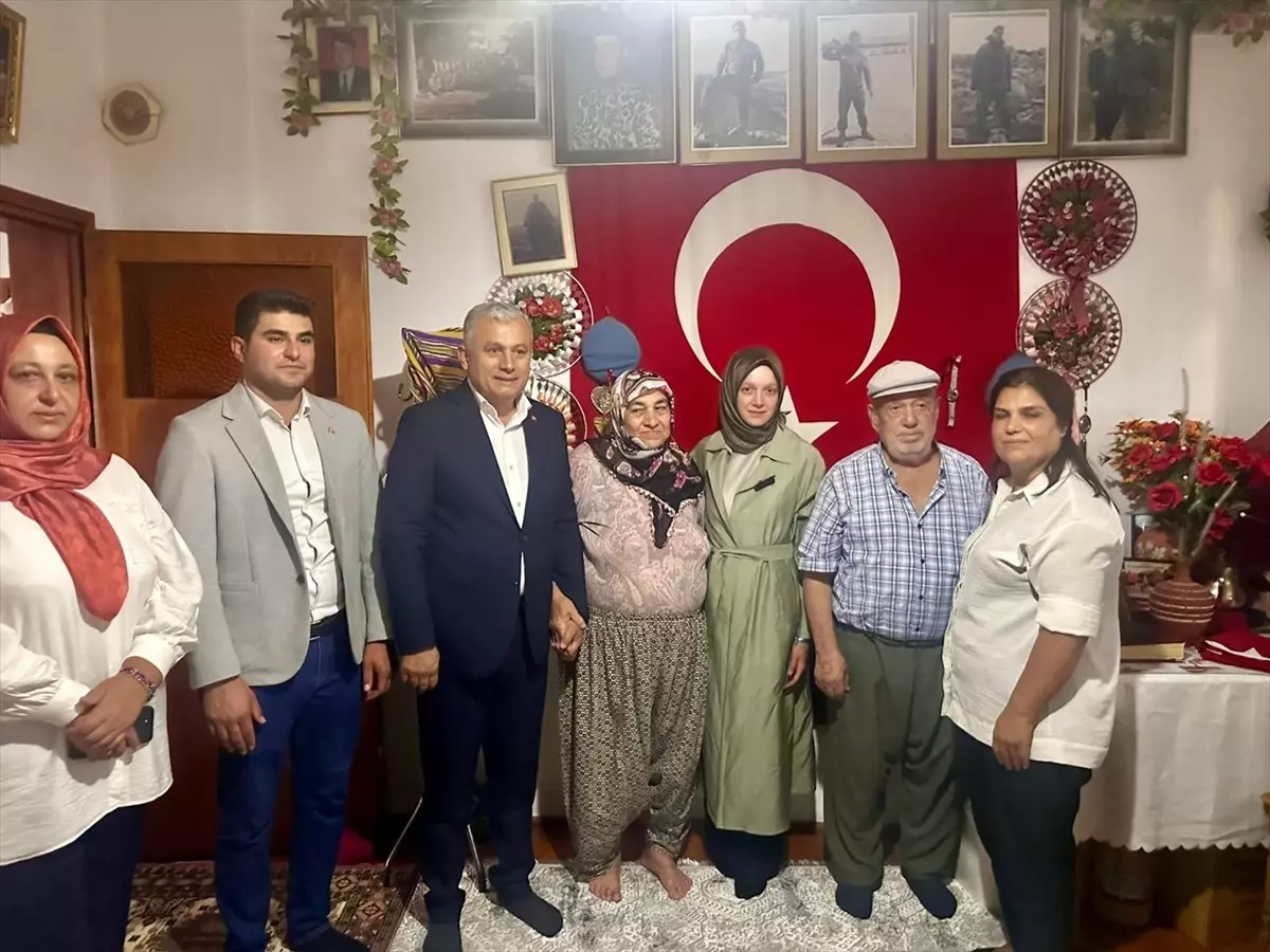 AK Parti Ankara Milletvekili Aydemir, Antalya'da şehit ailelerini ziyaret etti