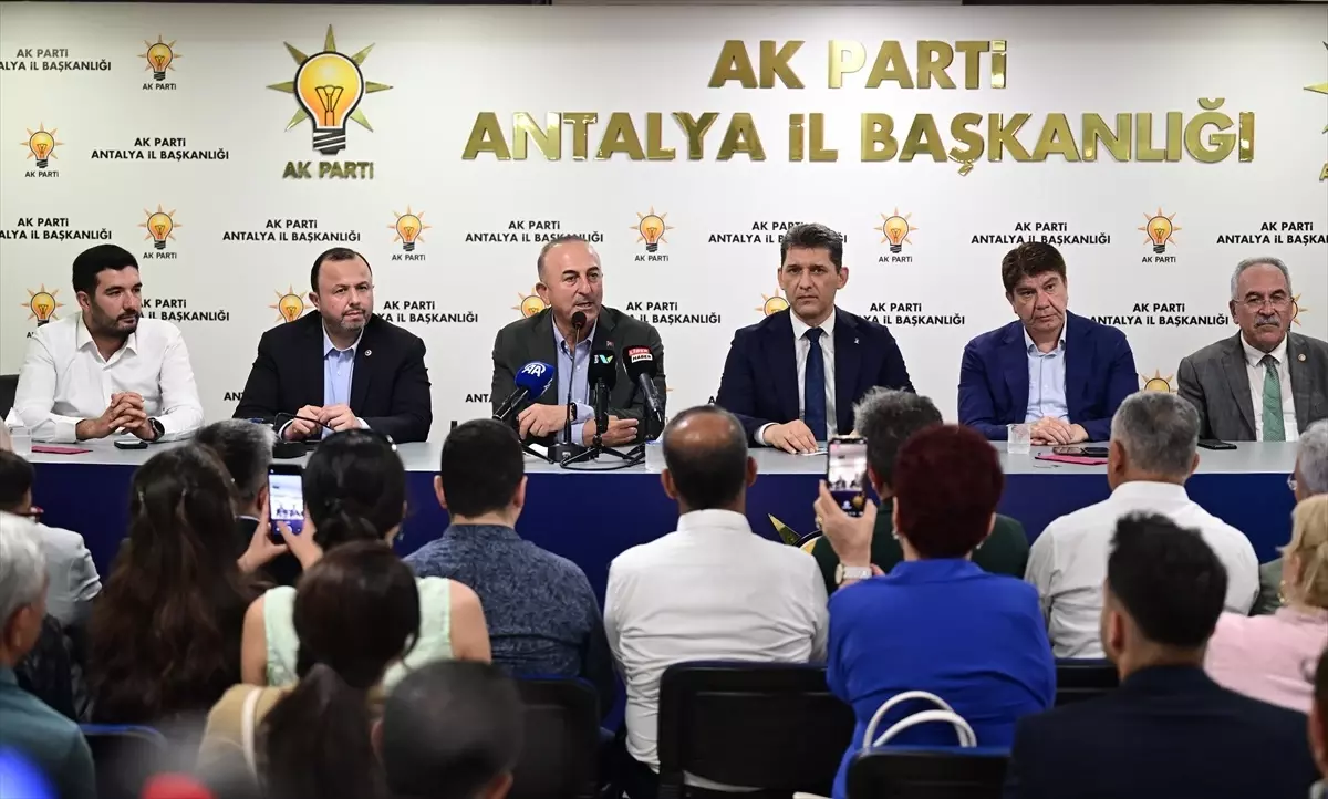 AK Parti Antalya İl Teşkilatında Kurban Bayramı Töreni
