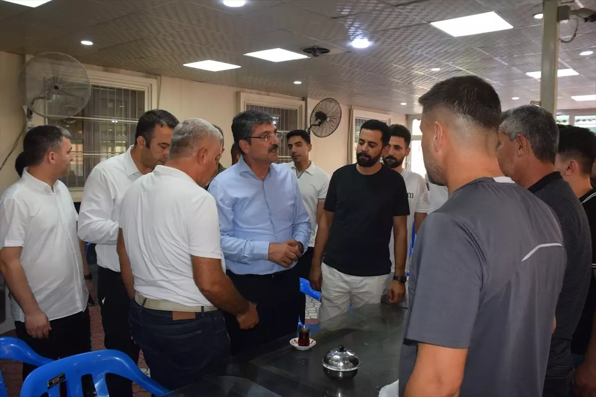 Ferhat Nasıroğlu, Batman Eğitim ve Araştırma Hastanesi'nde Hastaları Ziyaret Etti