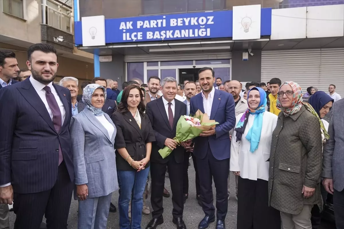 AK Parti Beykoz İlçe Başkanlığı'nda teşkilat tanışma programı yapıldı