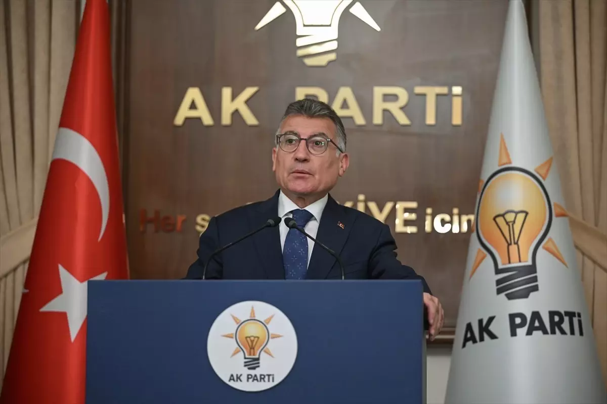 AK Parti, çalışma hayatına ilişkin düzenlemeleri de içeren kanun teklifini TBMM Başkanlığına sundu