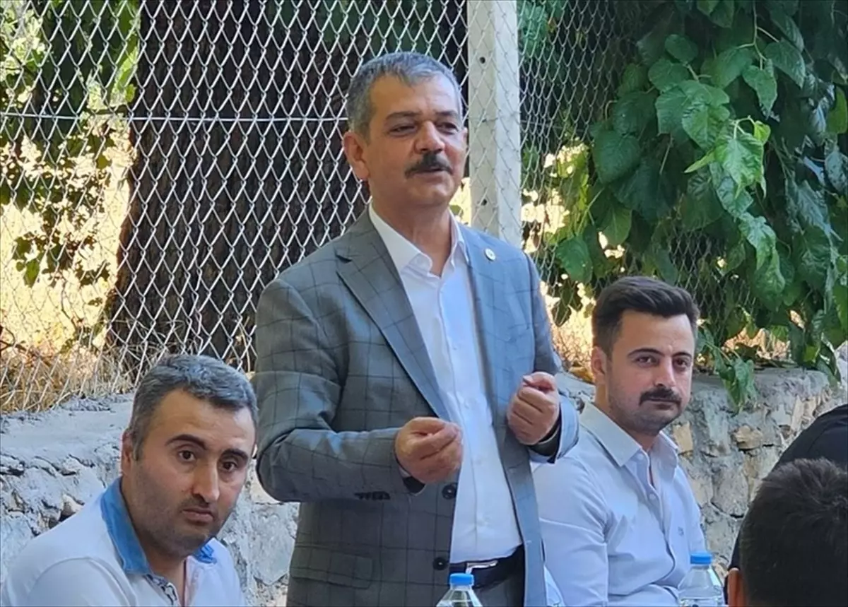 Erol Keleş Muhtarlarla Buluştu, Sorunları Dinledi