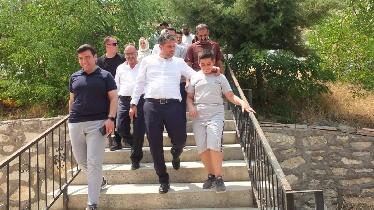 Milletvekili Nazırlı Keban'da Muhtarlarla Bir Araya Geldi
