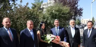 AK Parti Genel Başkan Yardımcısı Sırakaya, Mardin'in Midyat ilçesinde ziyaretlerde bulundu