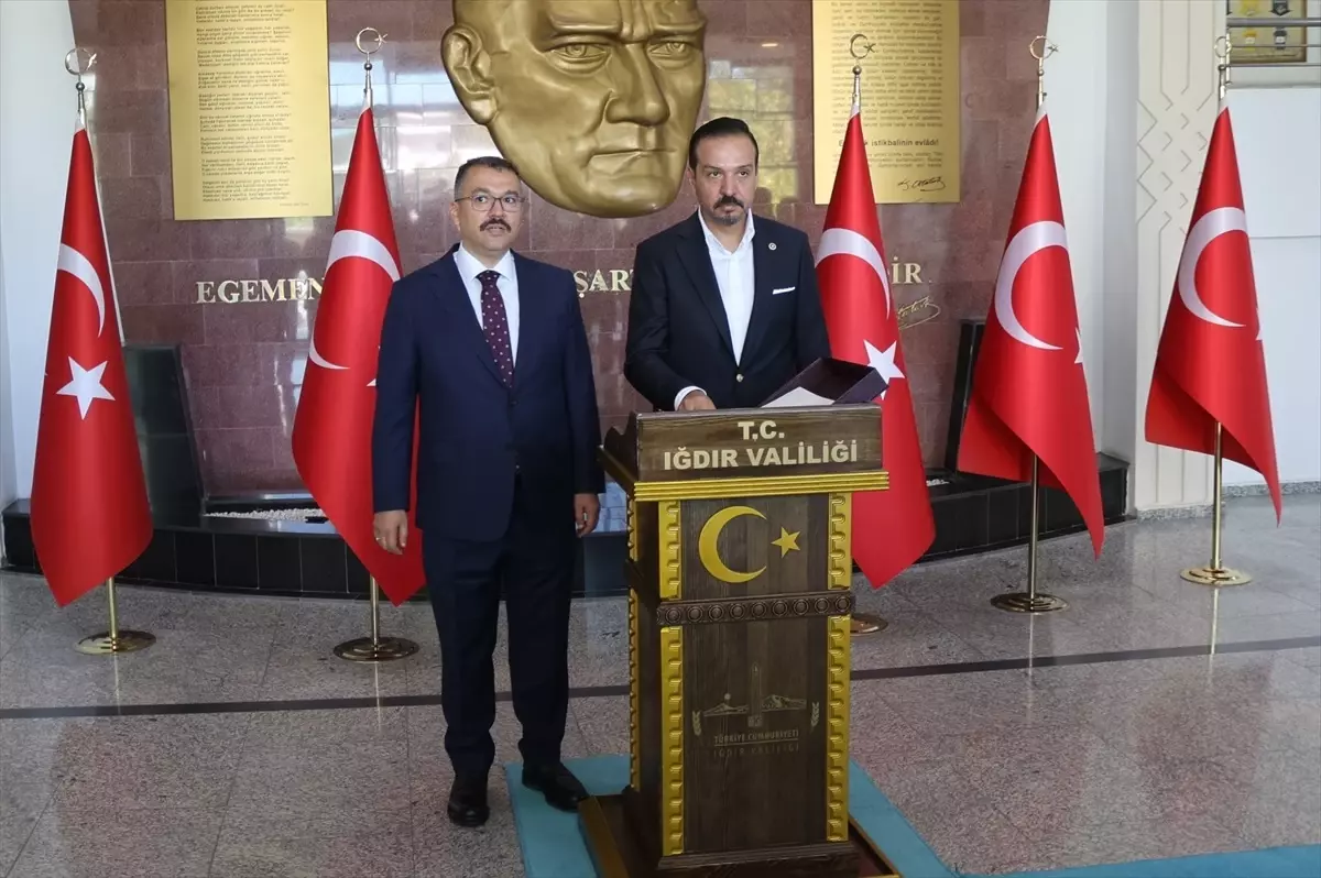 Kürşad Zorlu Iğdır'da Ziyaretlerde Bulundu