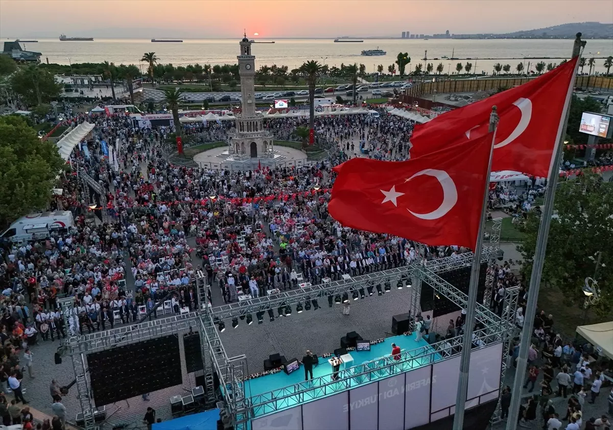 AK Parti Genel Sekreteri İnan, İzmir'de 15 Temmuz programında konuştu Açıklaması