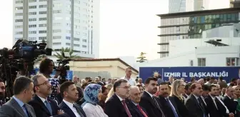 Eyyüp Kadir İnan'dan İzmir'deki Çöp Sorununa Sert Eleştiri