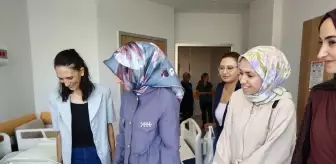 Dünya Emzirme Haftası'nda AK Parti Kadın Kolları Annelerle Buluştu