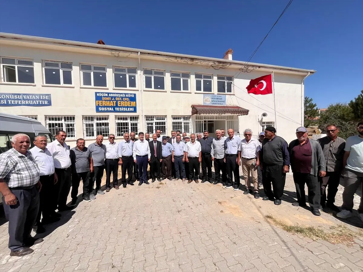 Kırşehir Milletvekili Erkan, Köy Ziyaretleriyle İhtiyaçları Dinledi