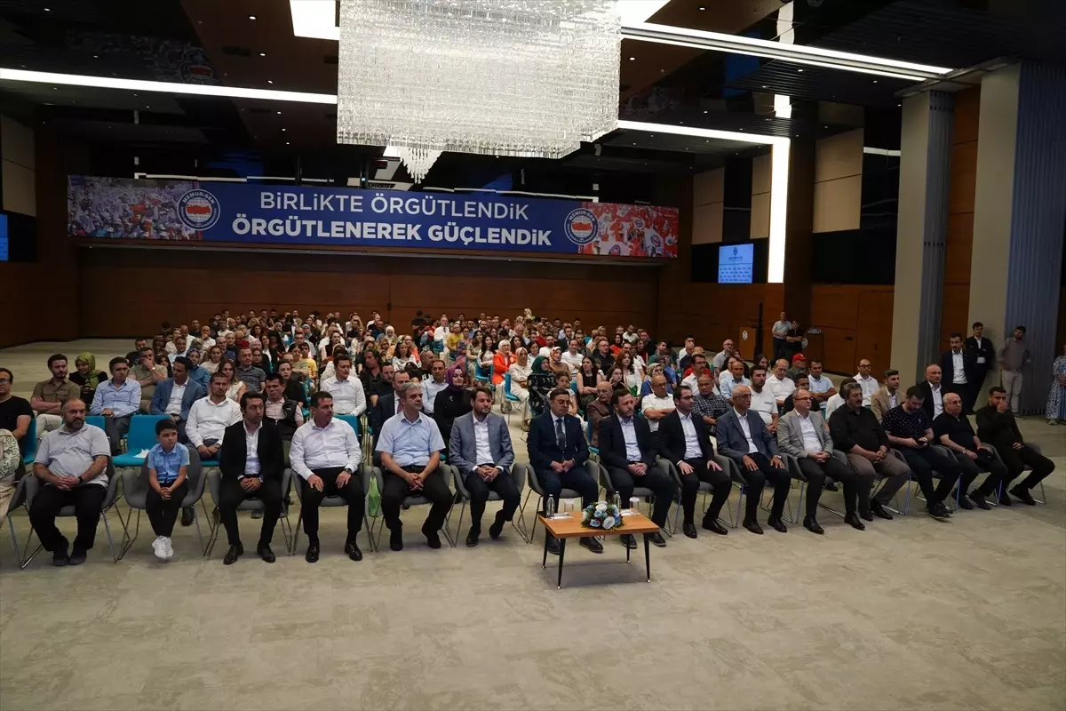 AK Parti'li Bayram'ın hayatını konu alan 'Buğday Tanesi' filmi Memur-Sen'de gösterildi
