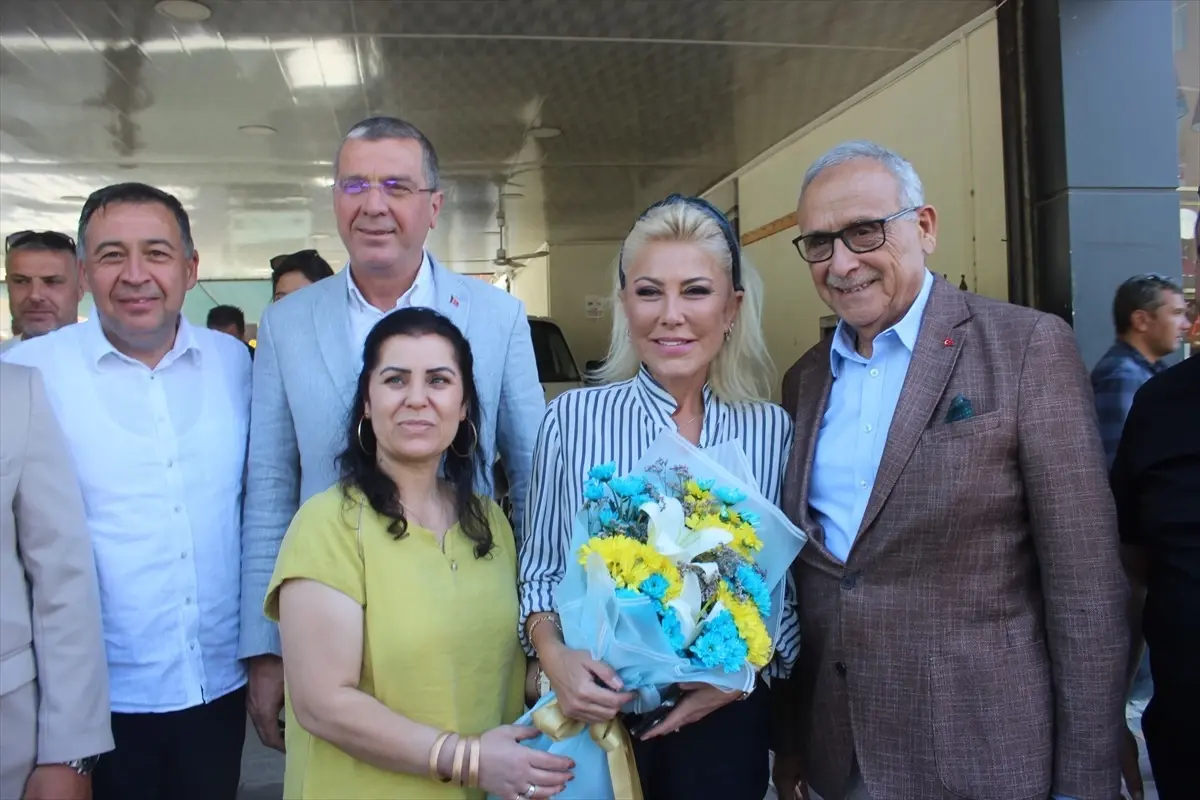Şebnem Bursalı, İzmir'in Ödemiş ve Tire İlçelerinde Ziyaretlerde Bulundu