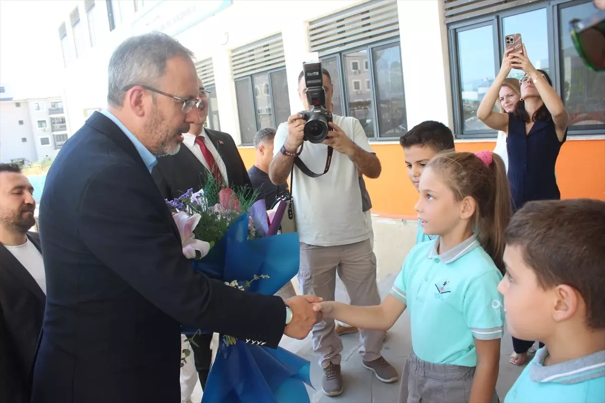 Mehmet Muharrem Kasapoğlu Ödemiş'te İncelemelerde Bulundu