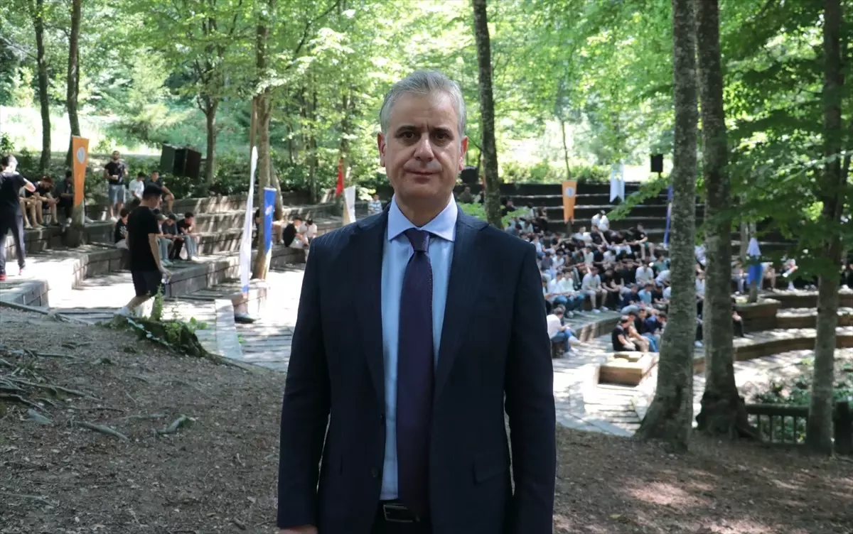 AK Parti İnsan Hakları Eğitim Kampı Kocaeli'de Başladı