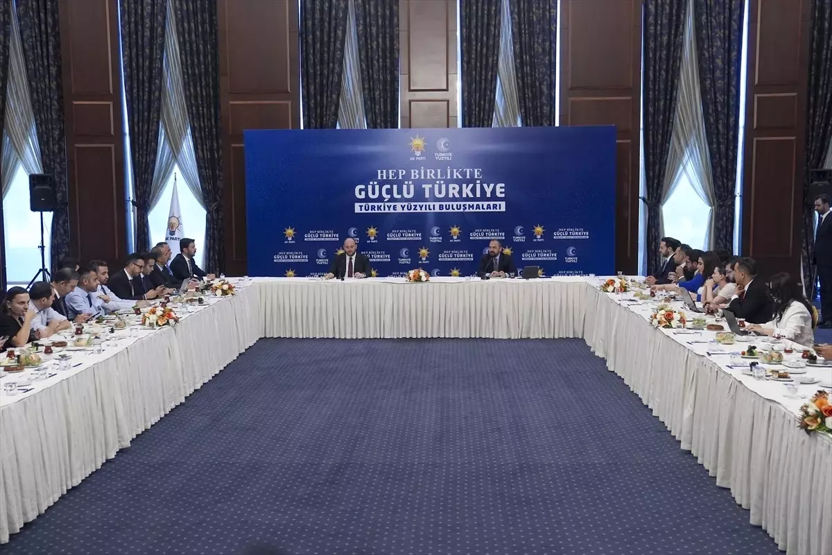 AK Parti'nin 'Türkiye Yüzyılı' buluşmaları 8 Ağustos'ta başlıyor