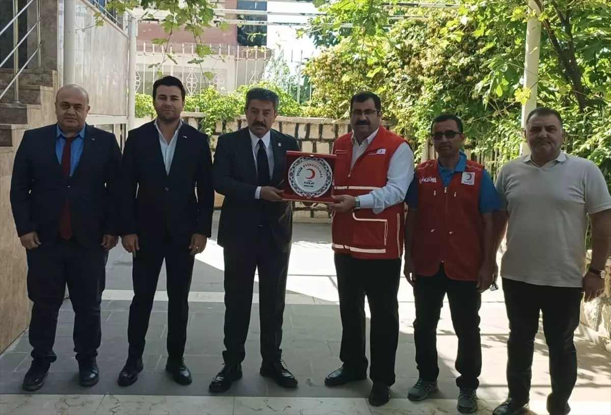 Milletvekili Tatar, Kurban Vekaletini Türk Kızılay'a Verdi