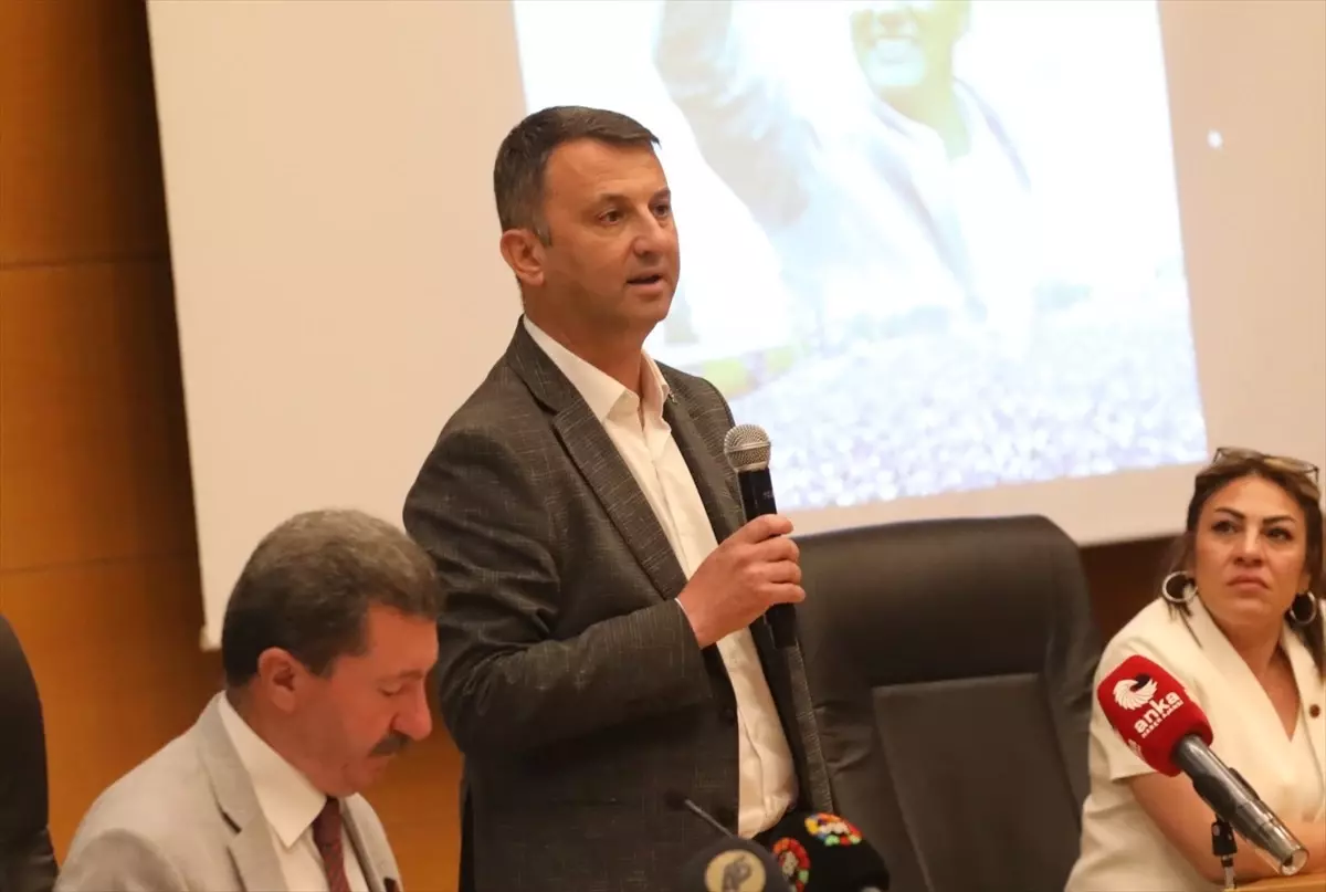 Ekrem Kayserili Akhisar Belediye Başkanı Seçildi
