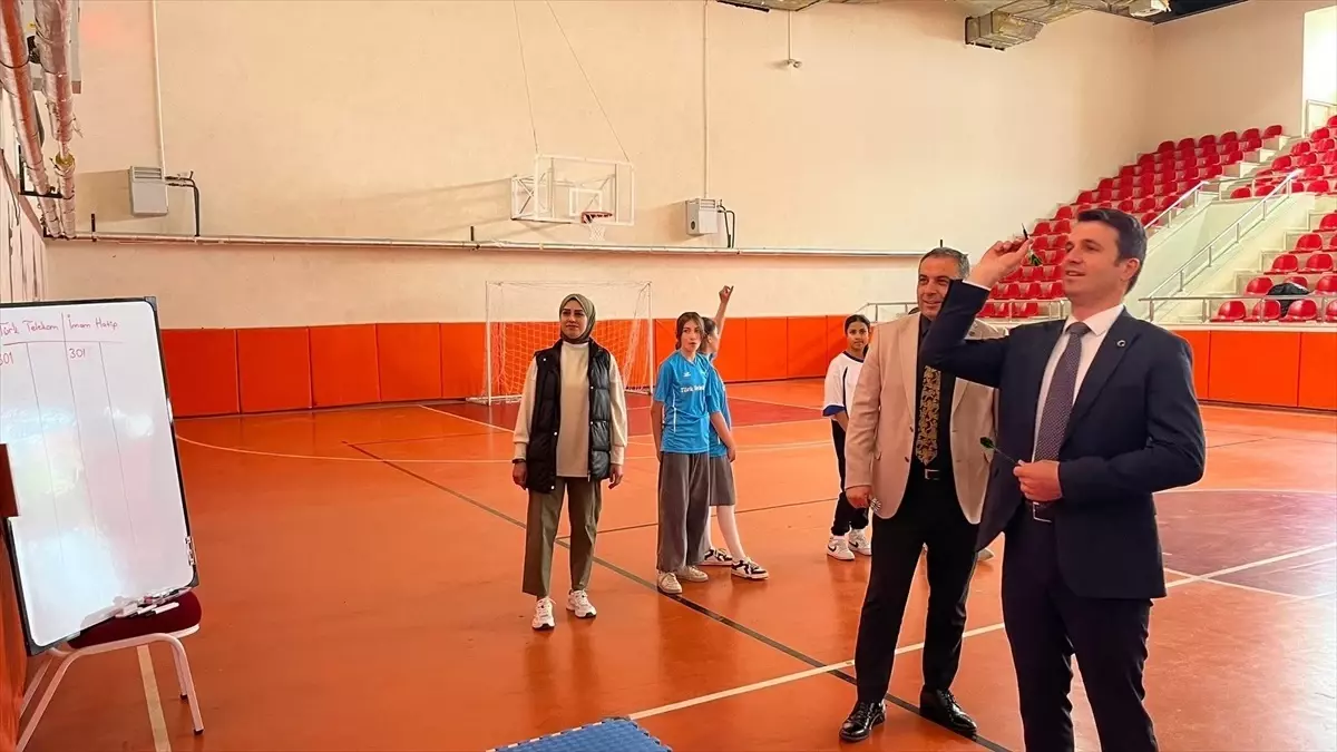 Sivas'ın Akıncılar İlçesinde Dart Turnuvası Düzenlendi