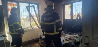 Aksaray'da Apartmanda Yangın: Bir Kişi Dumandan Etkilendi