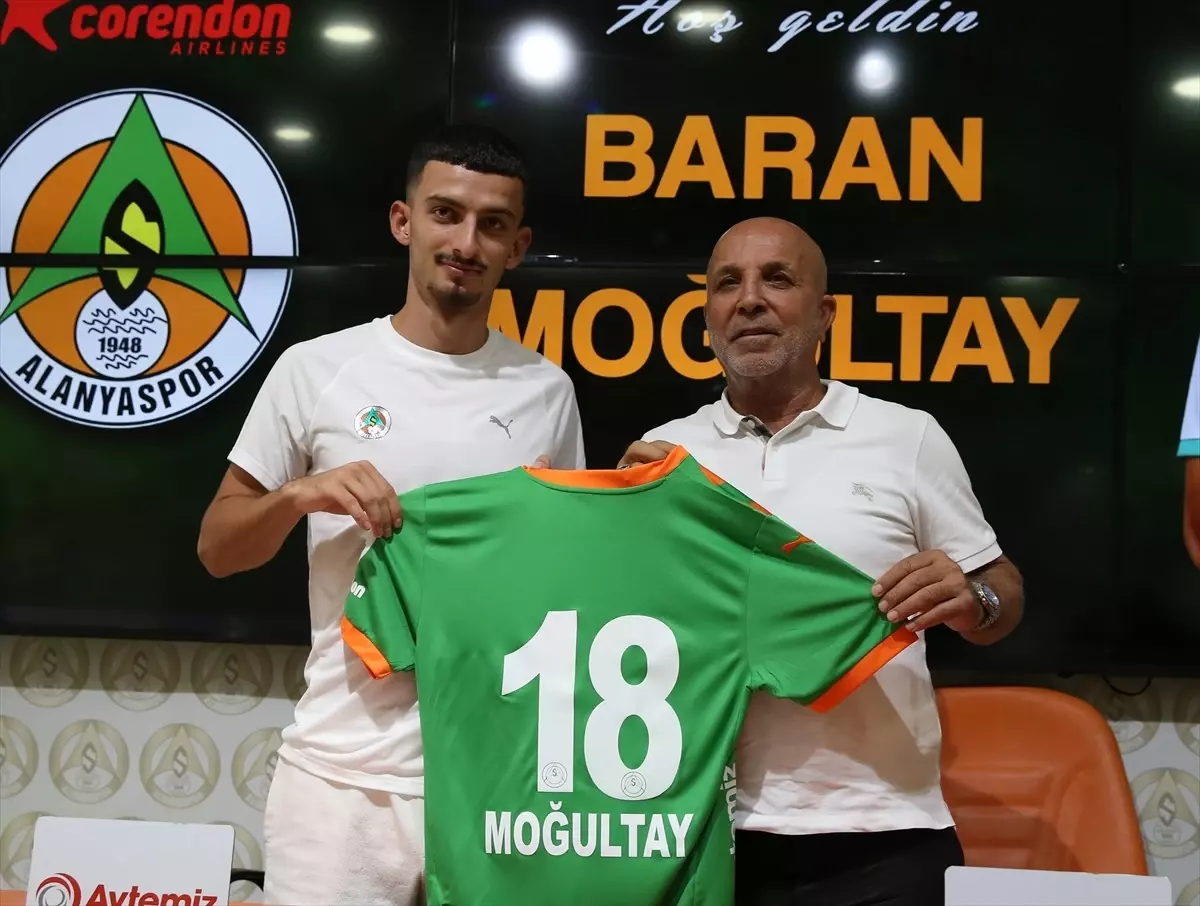 Corendon Alanyaspor Yeni Transferleriyle Güçleniyor
