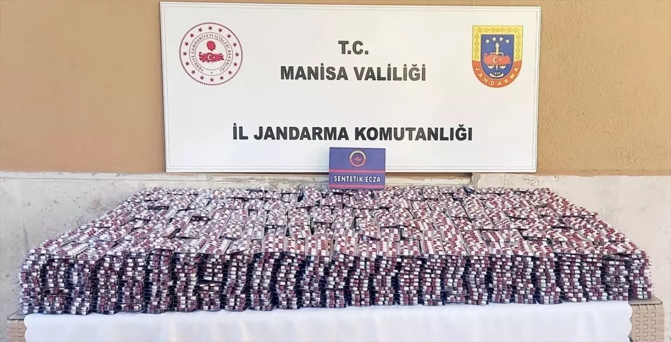 Manisa'da 40 Bin 892 Sentetik Ecza Hapı Ele Geçirildi