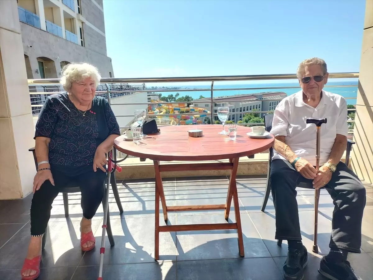 Alman Çiftin 28 Yıllık Antalya Geleneği