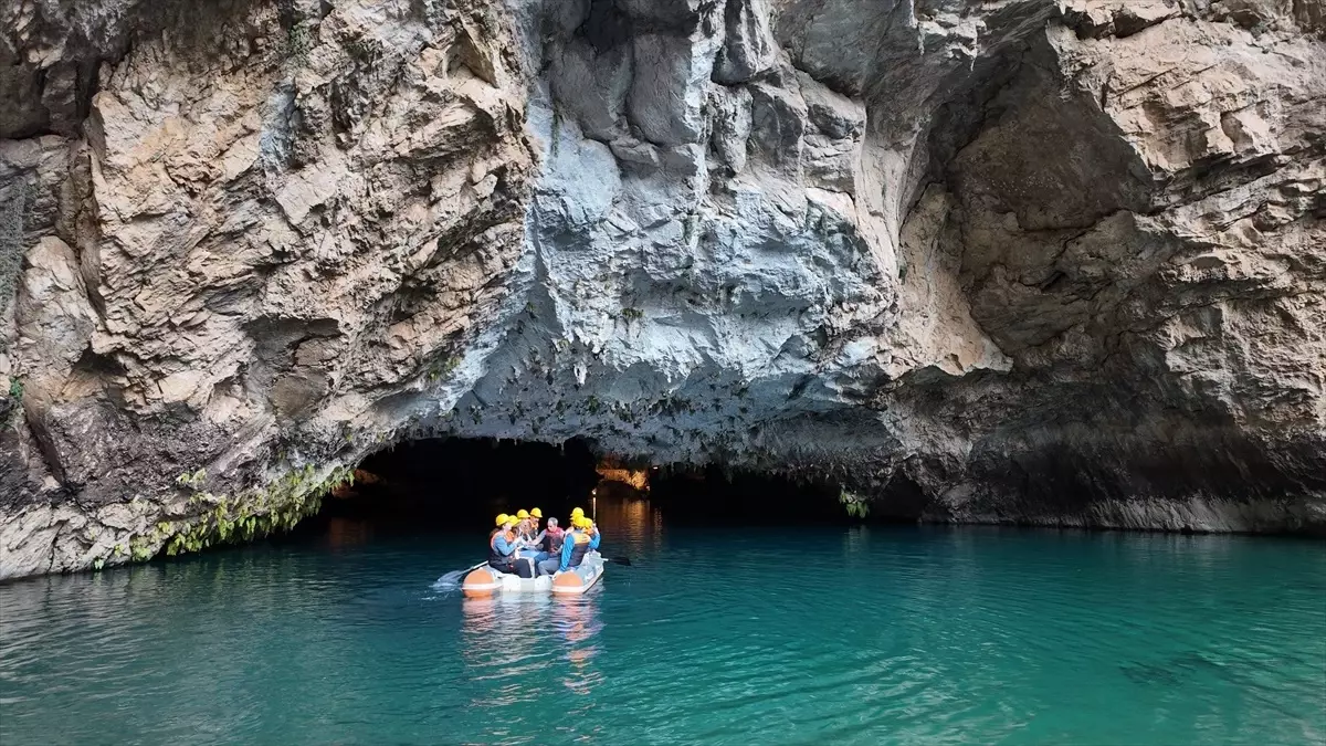 Altınbeşik Mağarası, Doğaseverleri Büyülüyor