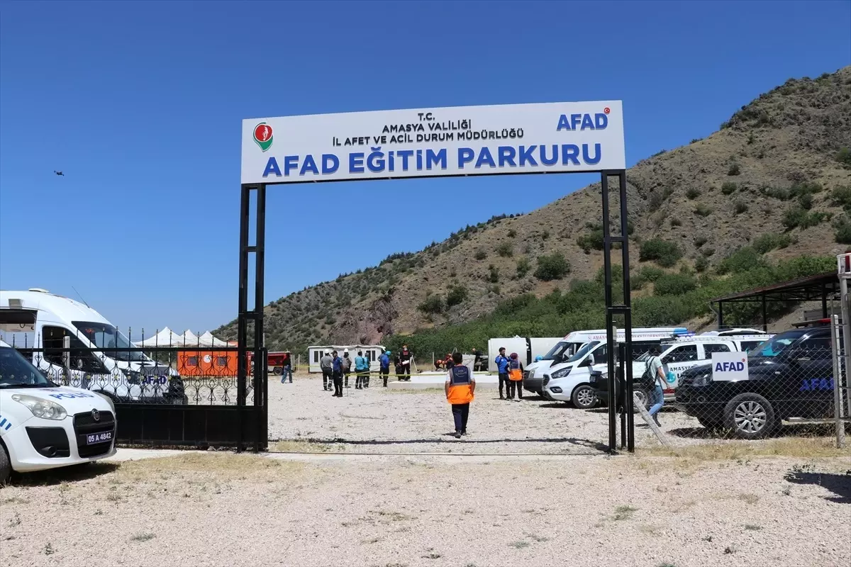 Amasya'da Gerçeğini Aratmayan Deprem Tatbikatı Gerçekleştirildi