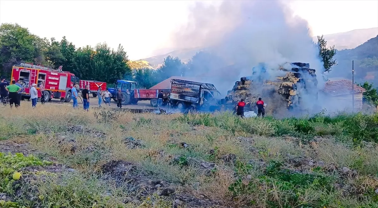 Amasya'da Yangın: Bin Balya Saman ve Bir Araç Yanarak Küle Döndü