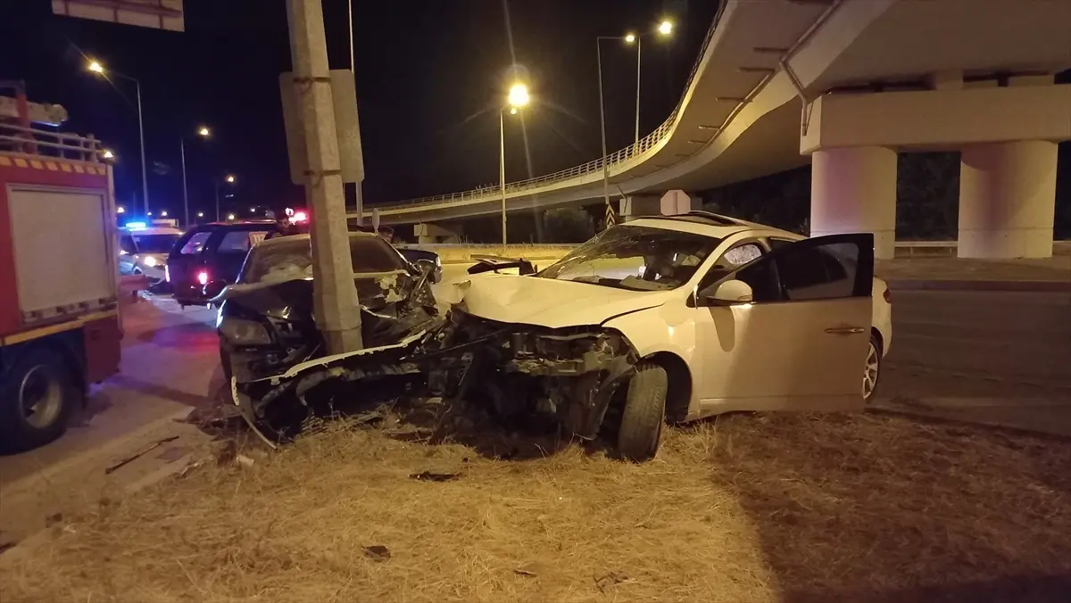 Amasya'da Trafik Kazası: 4 Yaralı