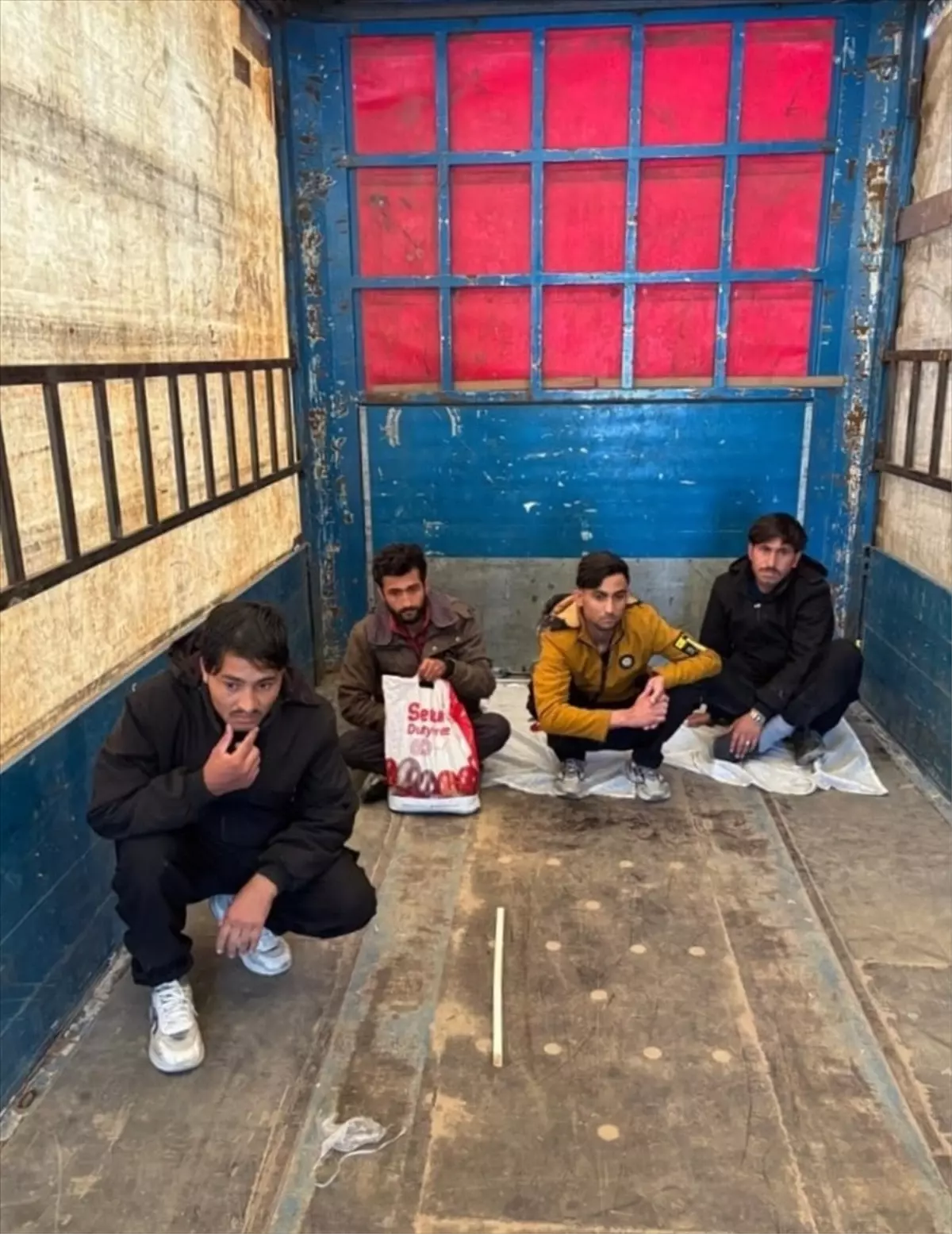 Amasya'da Düzensiz Göçmen Operasyonu: 4 Yakalandı
