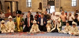 Amasya'da 30 Çocuk İçin Sünnet Şöleni Düzenlendi