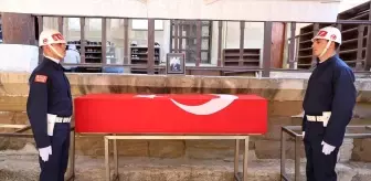 71 Yaşındaki Kıbrıs Gazisi Mahmut Okut Son Yolculuğuna Uğurlandı