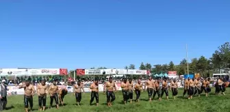 Suluova'da Yağlı Güreş Şenliği Gerçekleşti