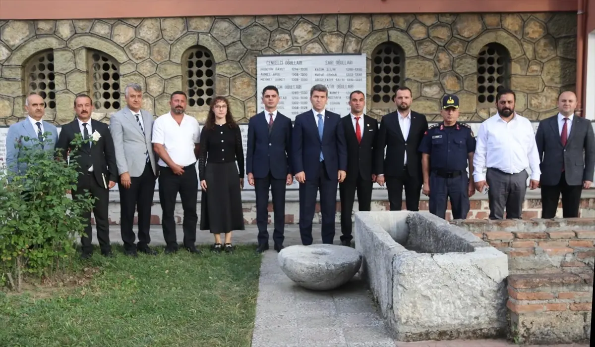 Amasya Valisi Önder Bakan, Köy Müzesini Ziyaret Etti ve Kitap Fuarına Katıldı