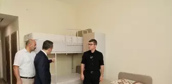 Amasya Valisi Önder Bakan, Öğrenci Yurdunu Ziyaret Etti